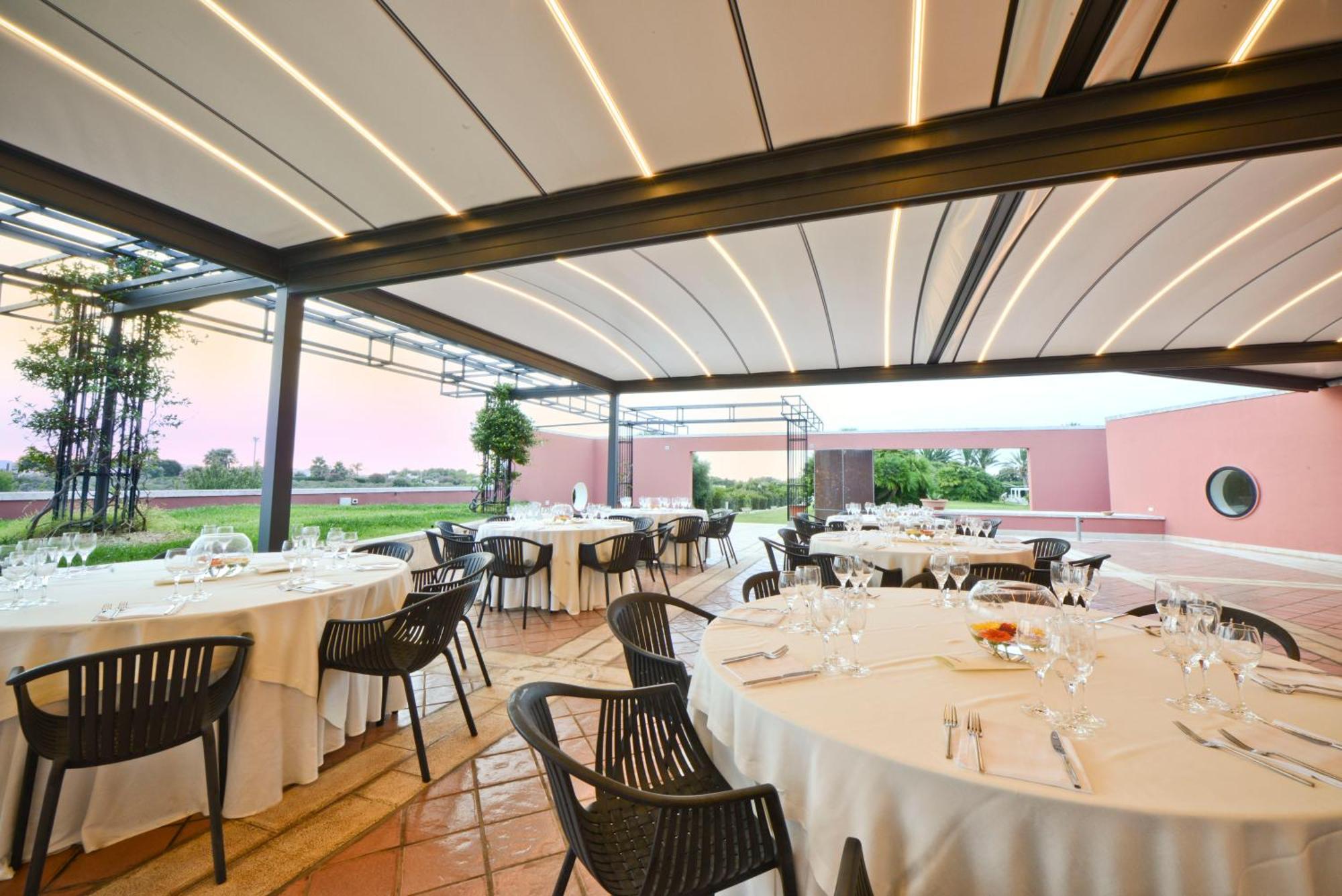 Grand Hotel Masseria Santa Lucia Ostuni Exterior foto