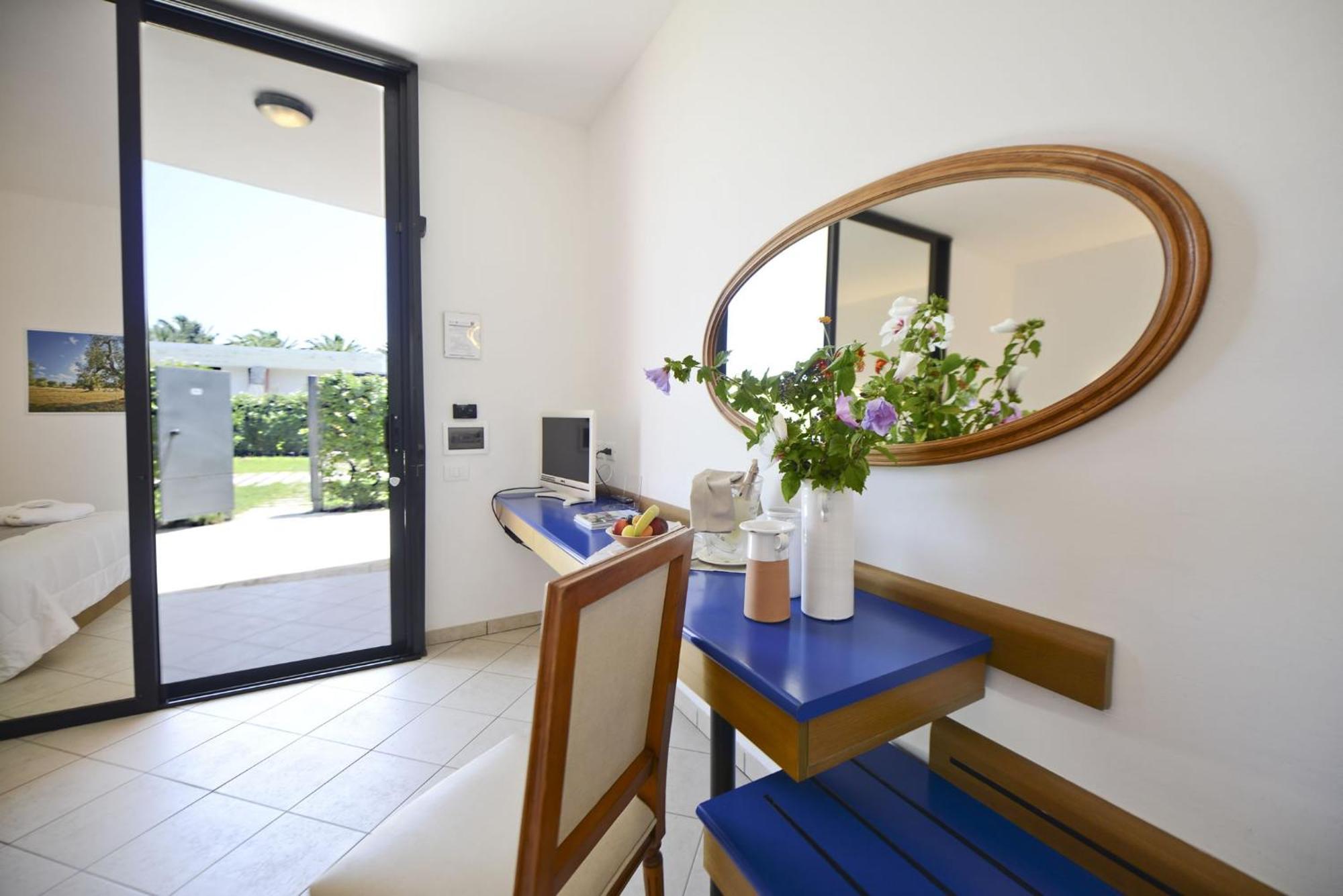Grand Hotel Masseria Santa Lucia Ostuni Exterior foto